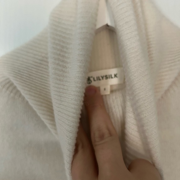 Lilysilk Cream 100% Cashmere Sweater - Picture 2 of 8